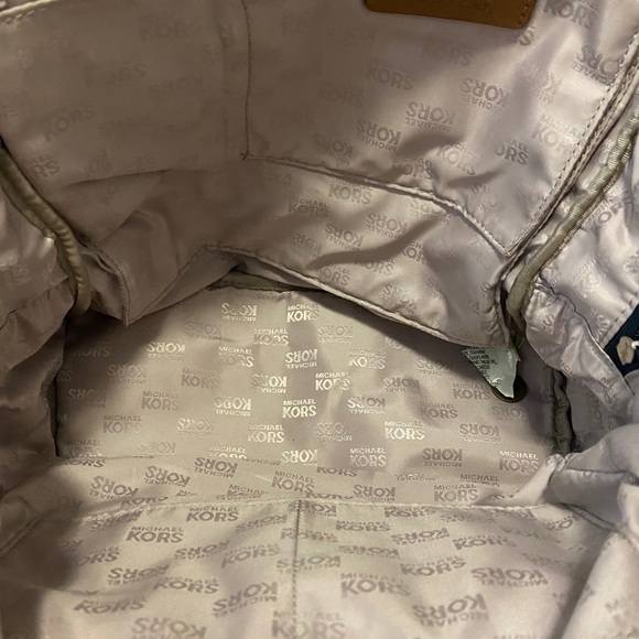 Michael kors back pack - Picture 4 of 4